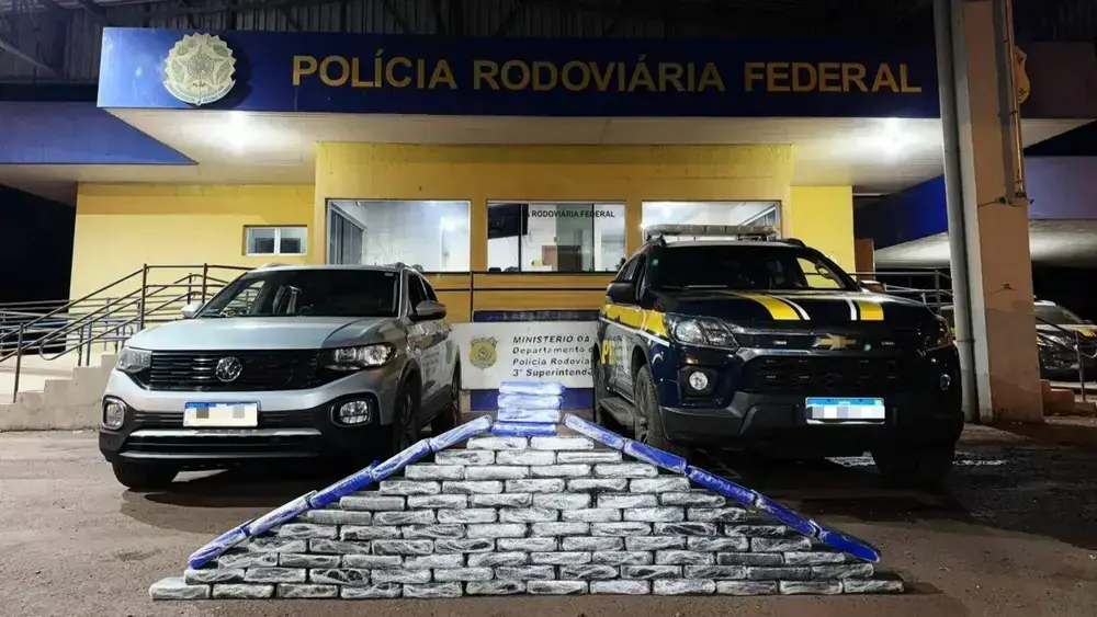 Militar usa neto como desculpa para traficar 96 kg de cocaína
